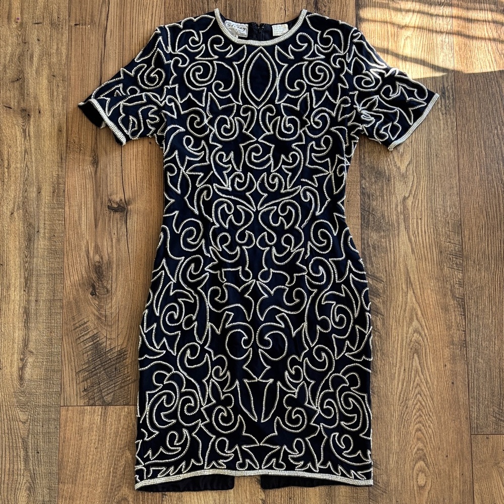 Stènay Vintage Beaded Shift Dress